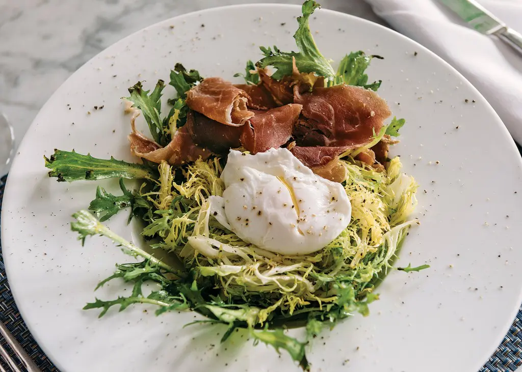 Frisée salad