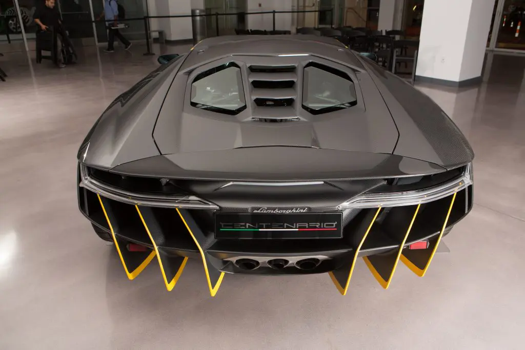 A wicked rear view ...
