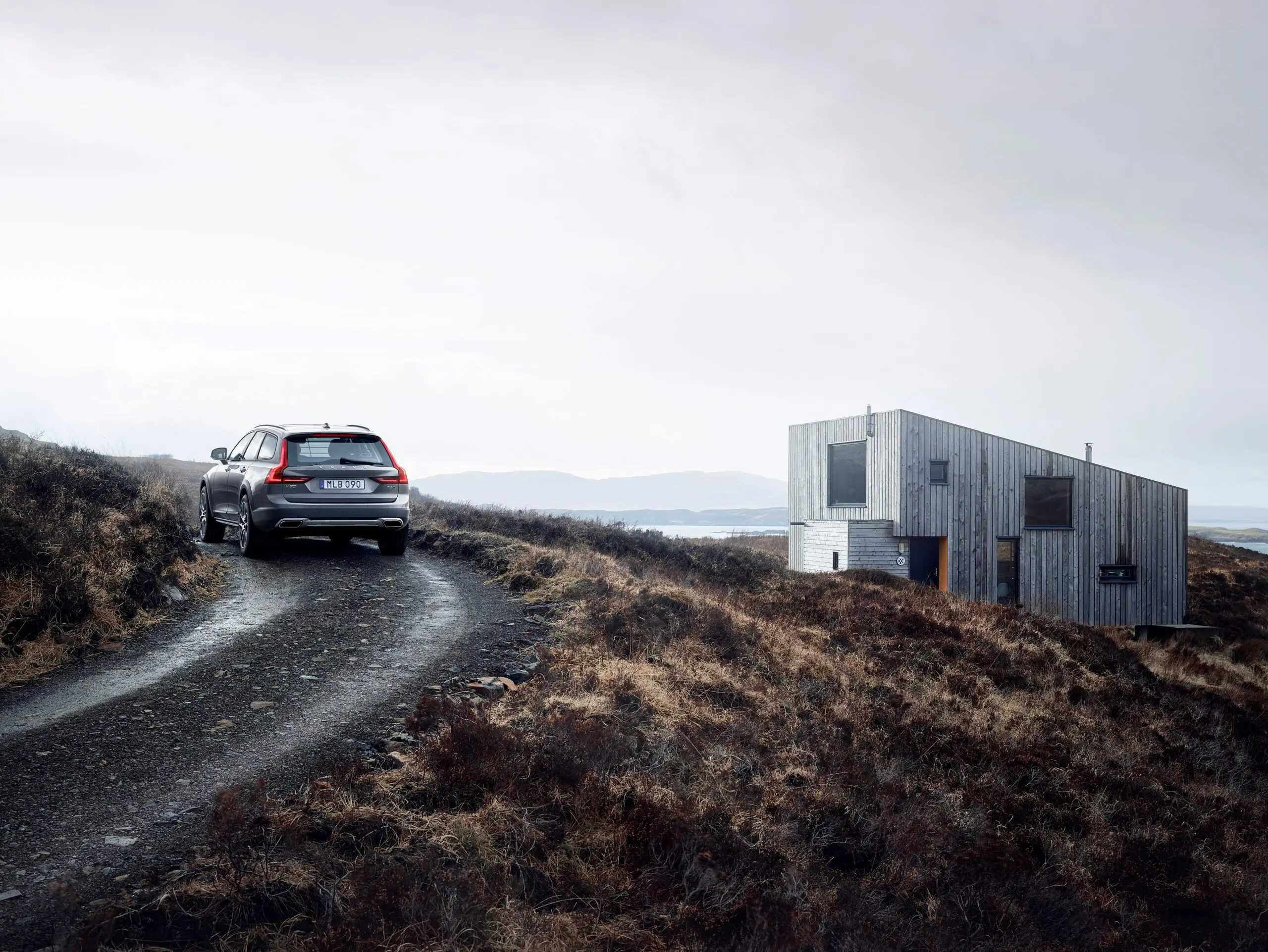 New Volvo V90 Cross Country Driving
