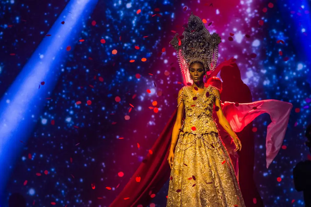 The show featured several otherworldly touches.