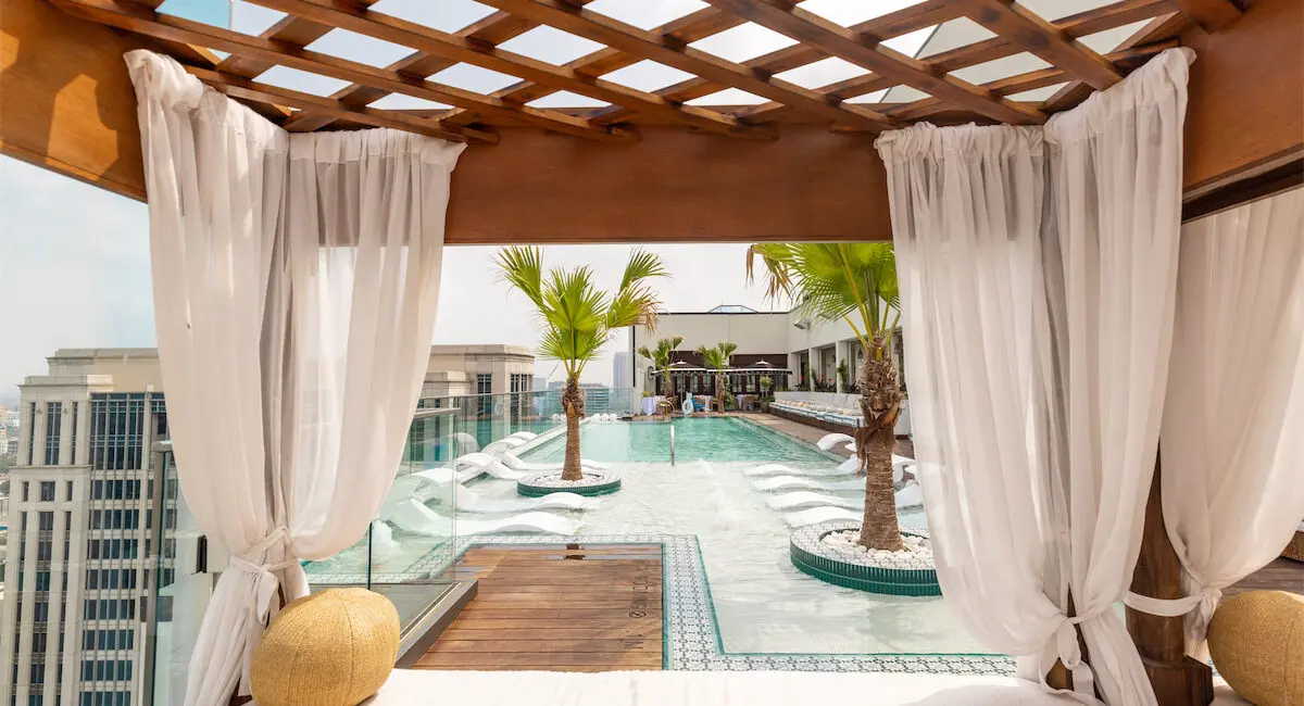 Hotel Swexan rooftop pools Dallas