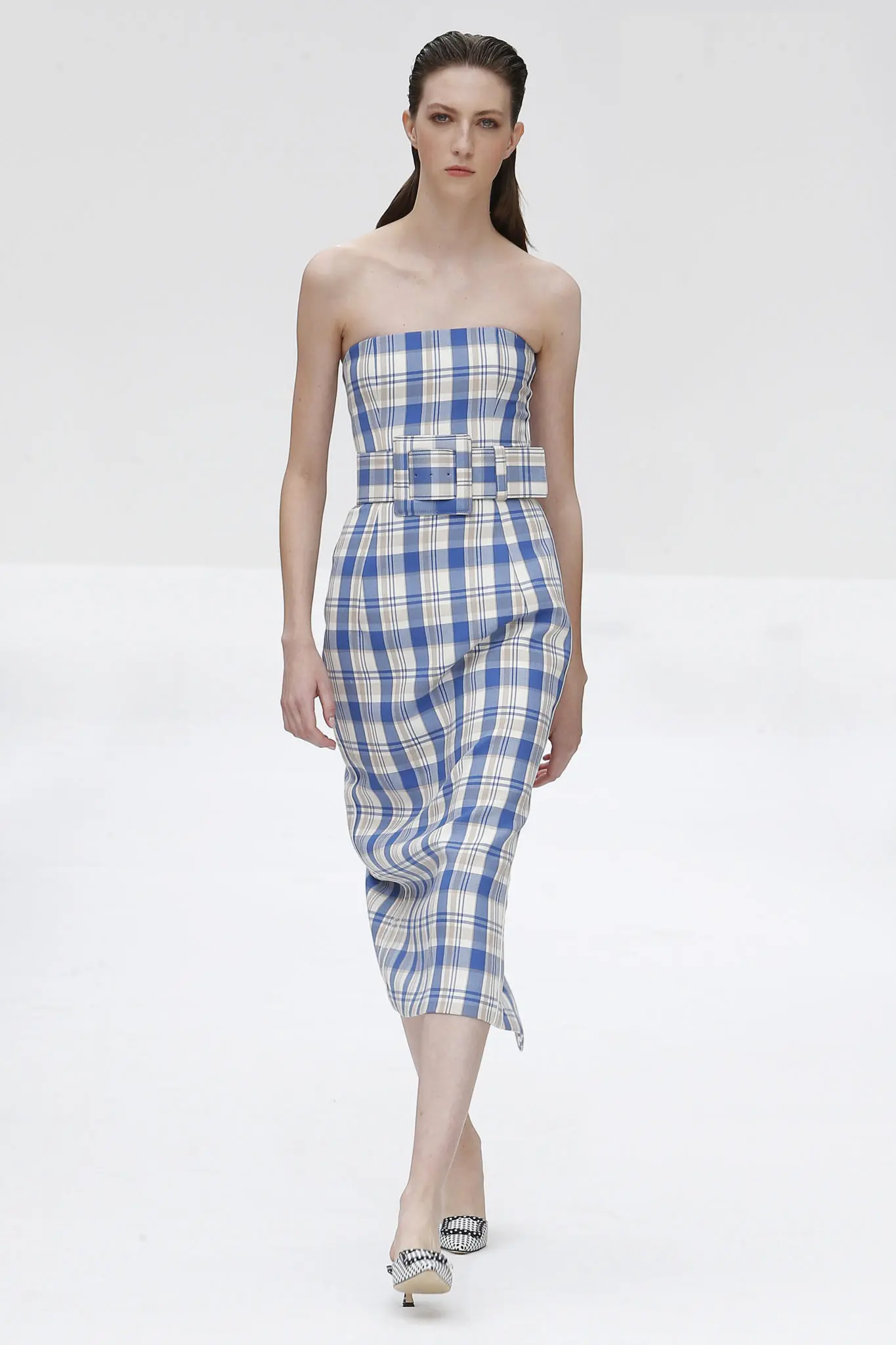 Carolina Herrera cielo blue plaid strapless sheath with wide belt. (Photo courtesy of Carolina Herrera)