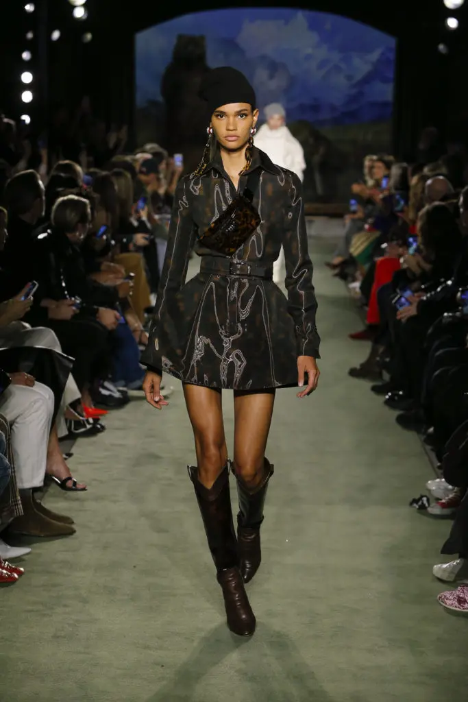 Brandon Maxwell tortoise liquid gazaar belted mini-dress. (Photo by Monica Feudi)