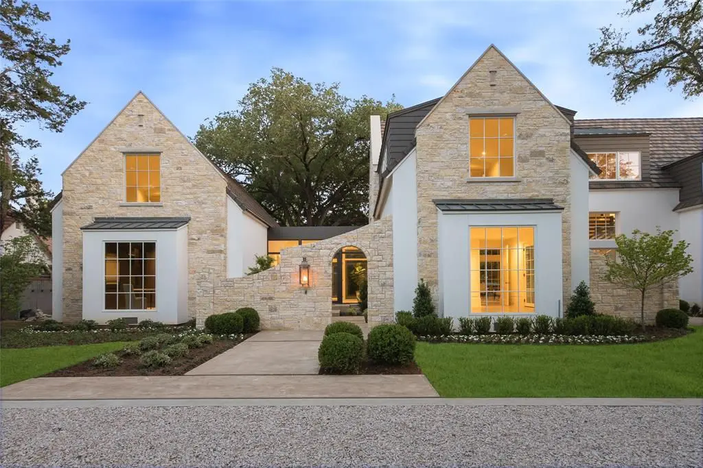Feast Your Eyes on This Stunning Custom New Build Home in Dallas’ Bluffview Neighborhood