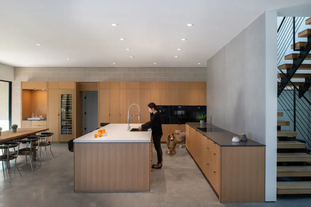Winning Entry, Residential Architectural Design Under 3,500 Square Feet: StudioMET Architects (photo by Luis Ayala)