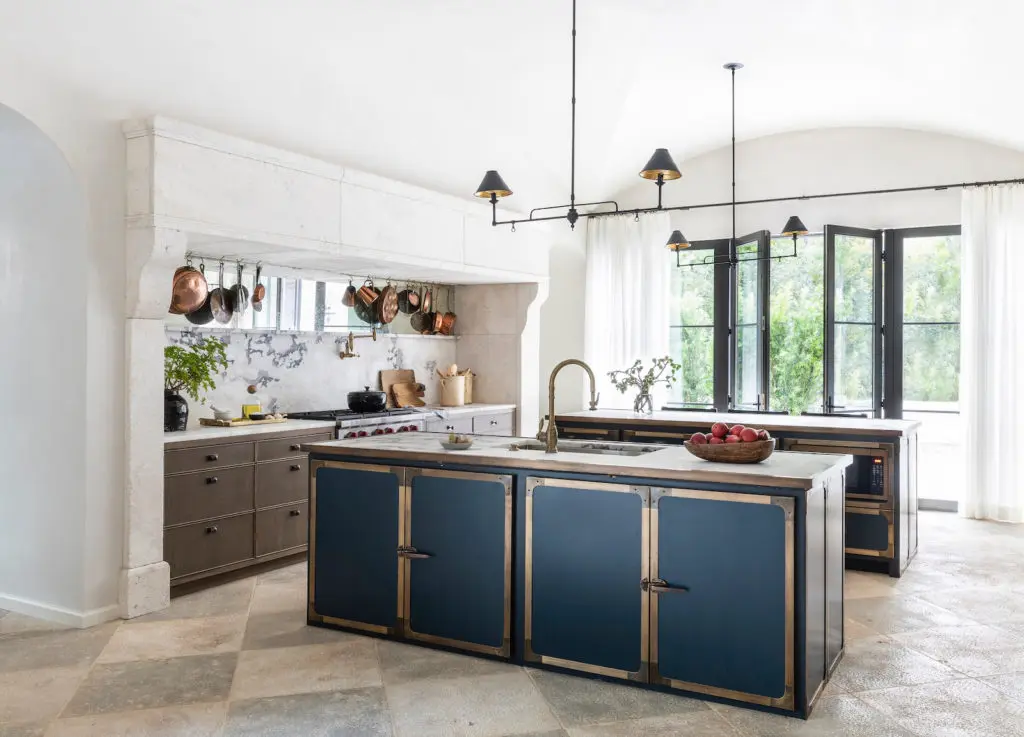 Winning Entry, Singular Space - Kitchen: Marie Flanigan Interiors (photo by Julie Soefer) 