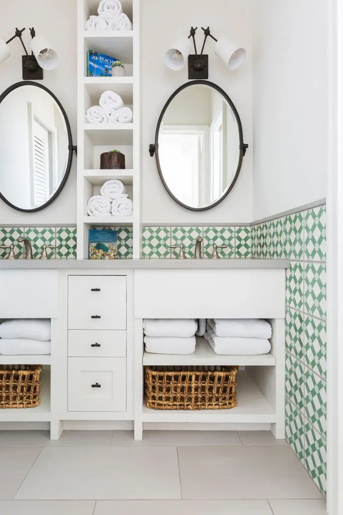 Winning Entry, Use of Small Space (Tie): Lucas/Eilers Design Associates (photo by Julie Soefer, Stephen Karlisch)