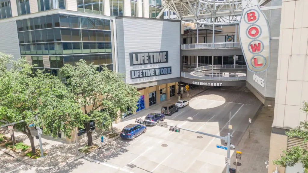 Houston’s Emerging New Downtown Epicenter — Life Time’s World of Wonder, New Stores Give GreenStreet an Urban Luxe Vibe