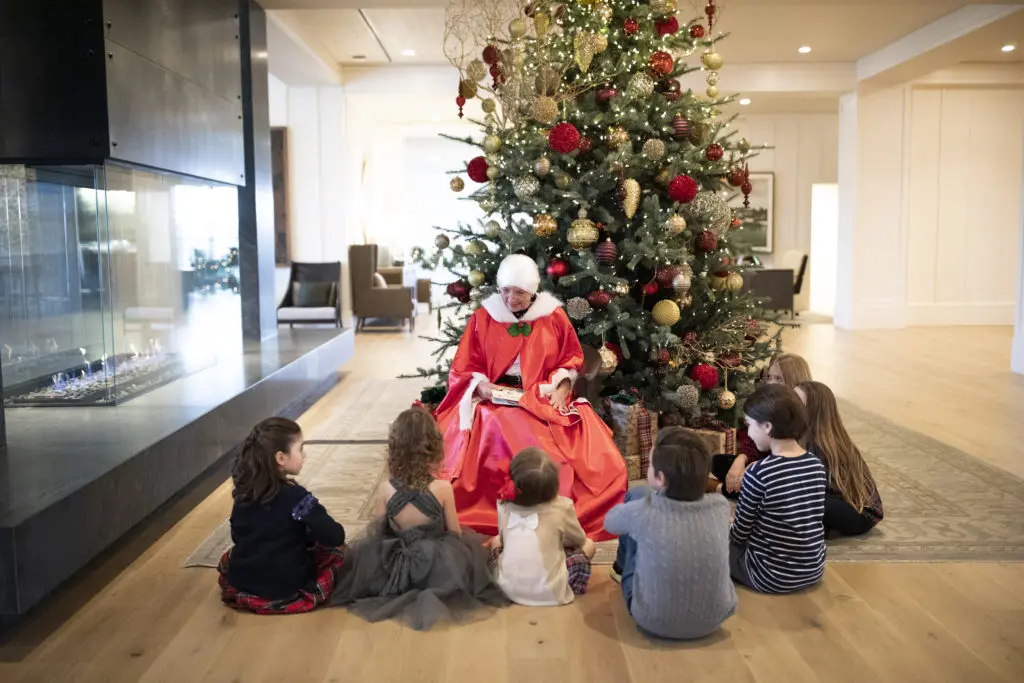 Gather around for holiday magic with Santa and Mrs. Claus at Omni Barton Creek.