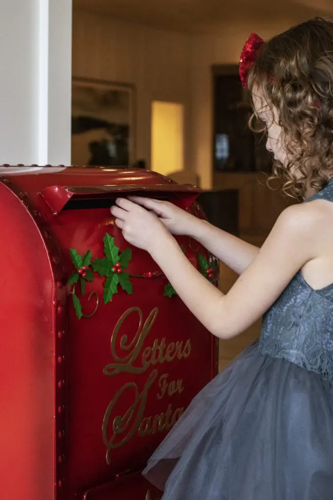 Word has it that Omni Barton Creek has a special, expedited mailbox straight to the North Pole.