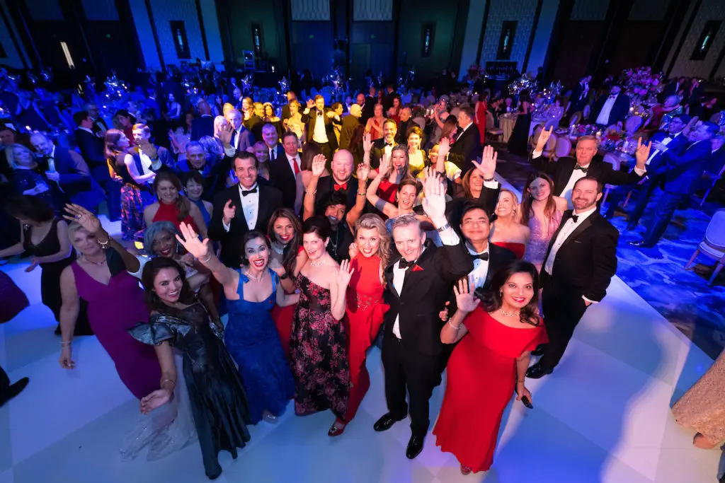 Guests at the American Heart Association 'Heart Ball' boogied to the sounds of Manhattan Band at the Post Oak Hotel. (Photo by Wilson Parish)