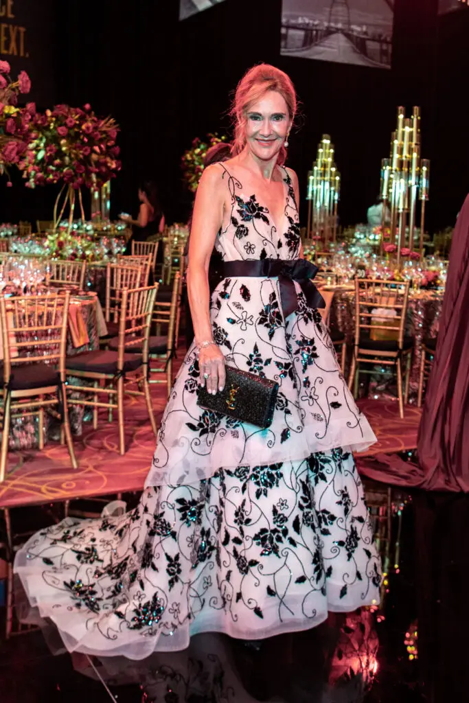 Jana Arnoldy in Oscar de la Renta at the 2023 Houston Grand Opera Ball (Photo by Michelle Watson/Catchlight Group)