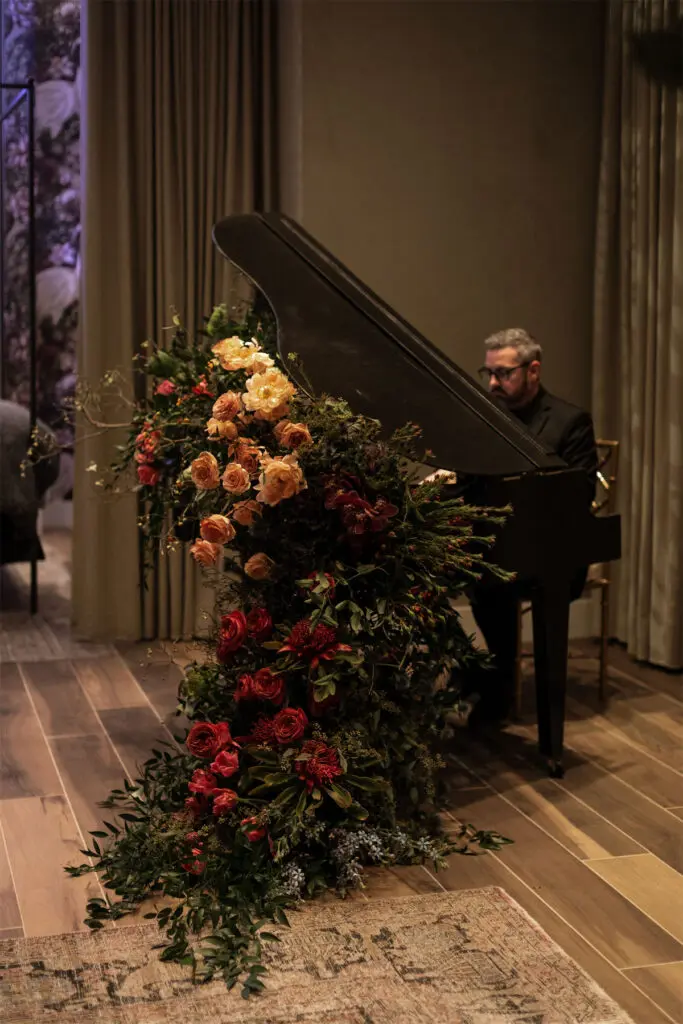 Entertainment at Penthouse Party (Photo by Beckley & Co.)