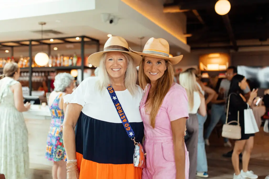 Lori Castro, Amy Vincik at the Georgia James pop-up shopping event. (Photo by Emma Umana)