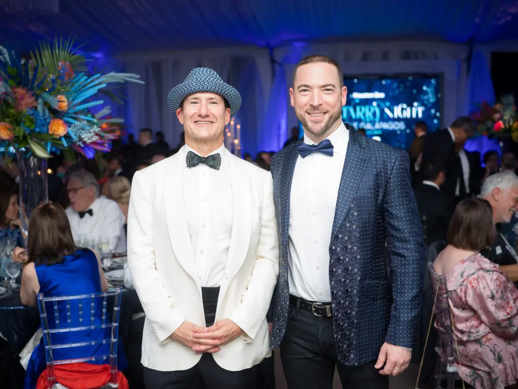 	
Ed Finger and Dean Putterman at the Houston Zoo 'A Starry Night in the Galápagos' gala (Photo by Daniel Ortiz)
