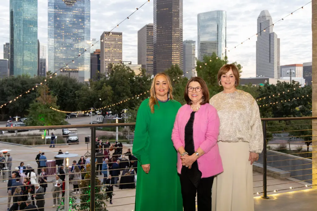 Buffalo Bayou Partnership Gala 'Branching Out Along Buffalo Bayou' chairs Gaynell Floyd Drexler and Leigh Smith flank Buffalo Bayou Partnership president Anne Olson. (Photo by Lawrence Elizabeth Knox)
