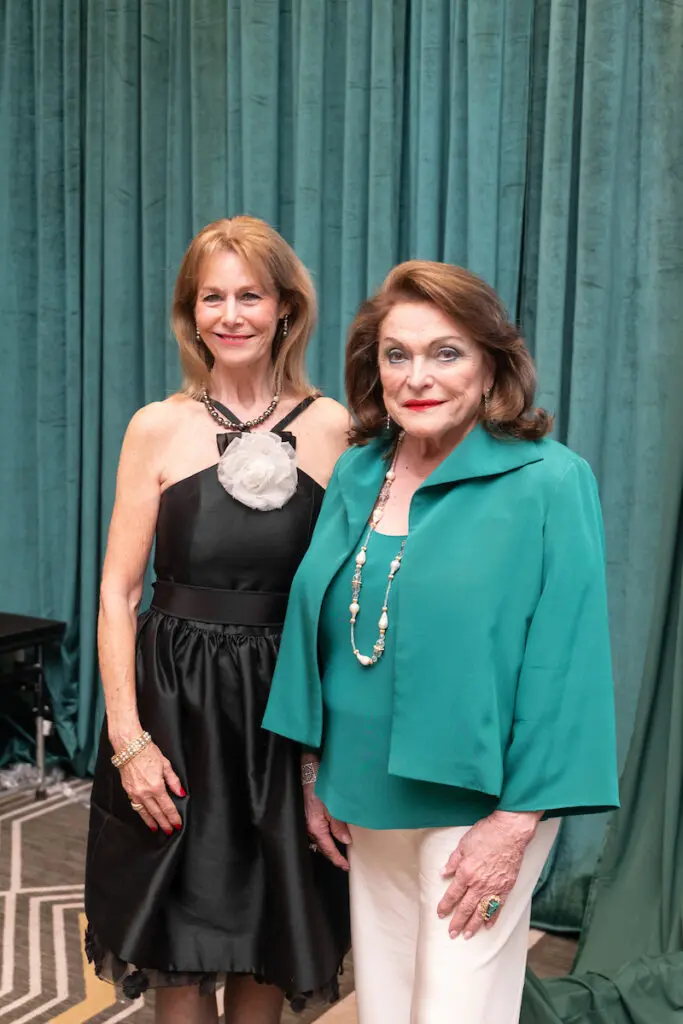 Cheryl Byington, Beth Wolff at The Social Book's Houston Treasures awards dinner  (Photo by Daniel Ortiz)