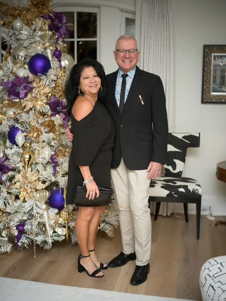 Jani Lopez, Jim Sirkorski at the Legacy Community Health 'Holiday Schmooze' (Photo by Daniel Ortiz)
