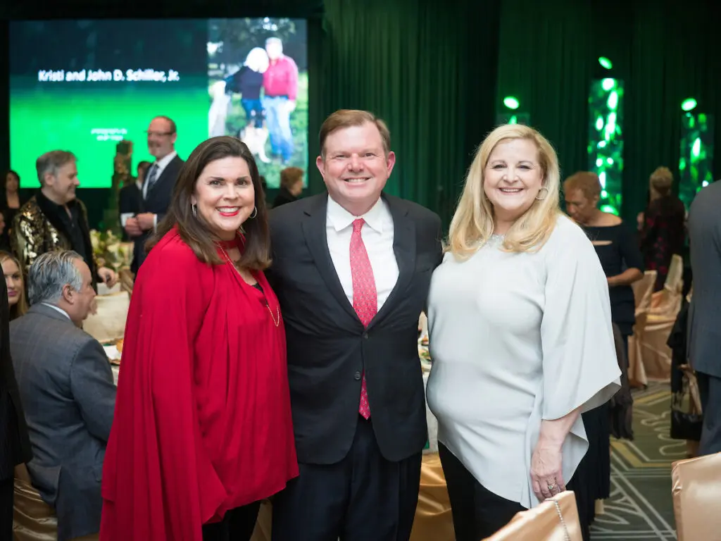 Lesha Elsenbrook, Wallis & DeeDee Marsh at The Social Book's Houston Treasures awards dinner (Daniel Ortiz)