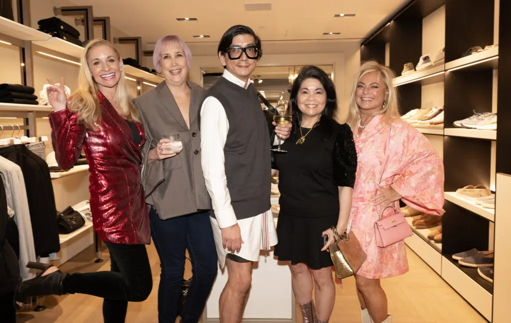 Maggie Kipp, Kristin Bray, Billy Fong, Nancy Gopez, Leisa Street (Photo by George Fiala)
