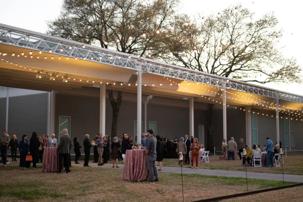 Before sunset 'Menil by Moonlight' at The Menil Collection (Photo by Daniel Ortiz)