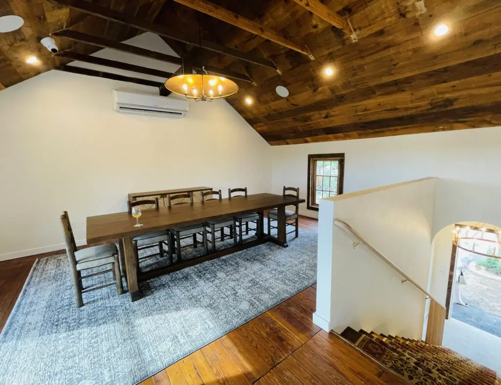 Upstairs in the transformed carriage house at Saddlerock. (Photo by Courtney Dabney)