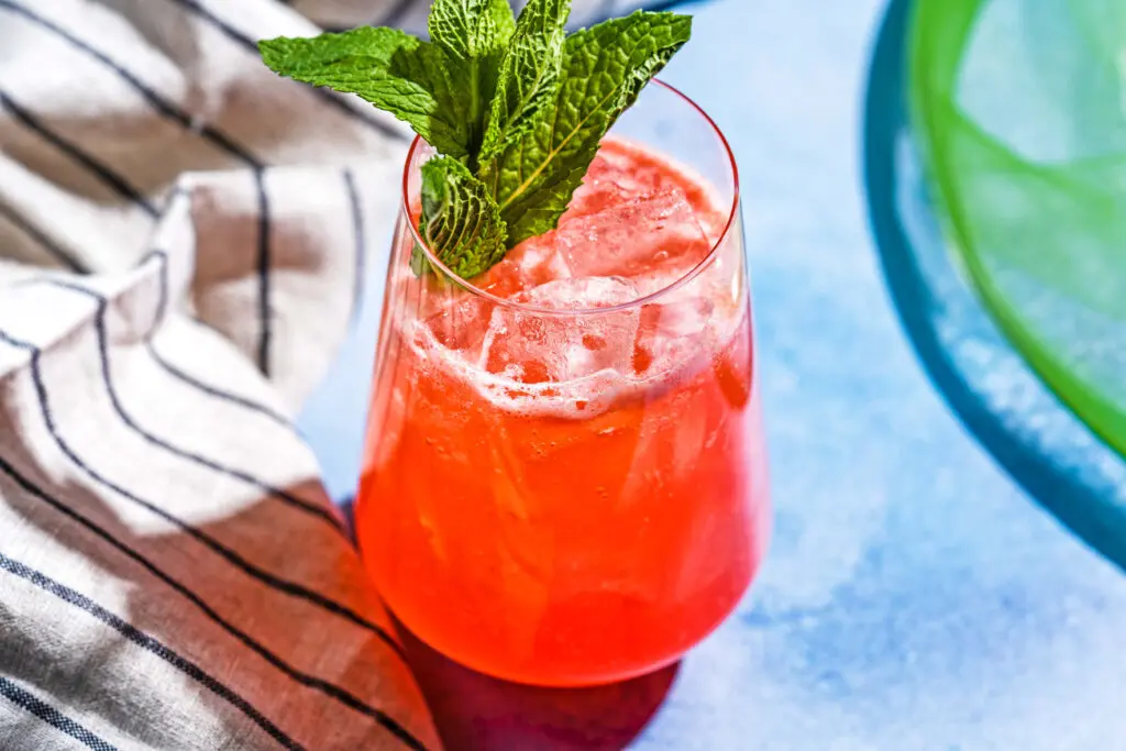 The Best Summer Cocktail Spots In The Woodlands — Cool Drinks For a Sweltering Summer