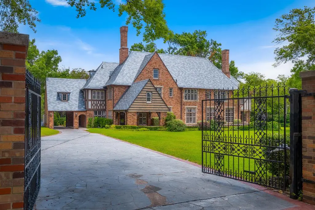 ‘It Was Such a Great Party House’ — Marilyn Hoffman’s Landmark Lakewood Estate Hits the Market