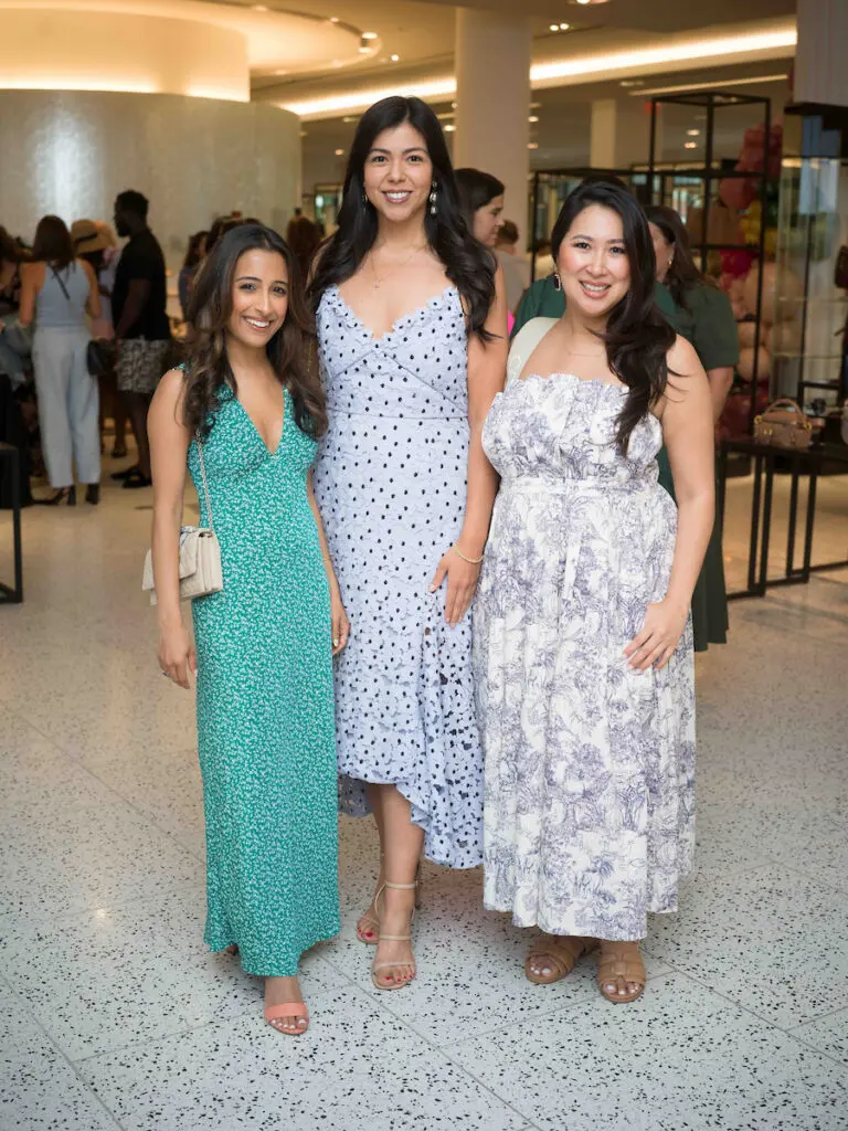 Gini Dube, Victoria Villarreal, Sarah Schutz at the Dress for Success Women of Wardrobe event at Tootsies. (Photo by Daniel Ortiz)