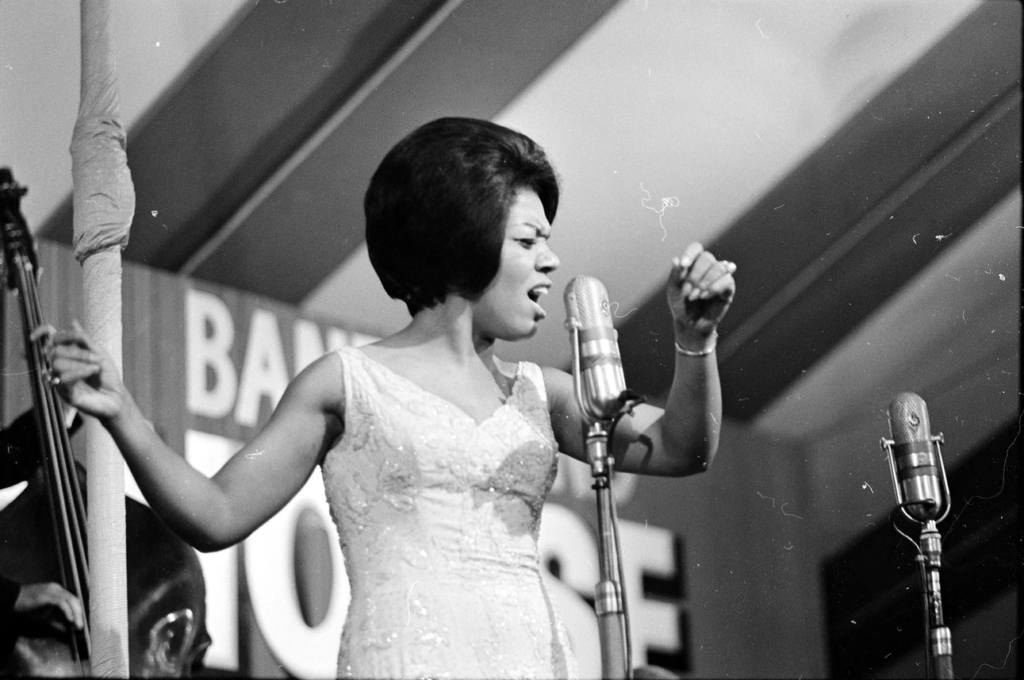 Jewel Brown dazzled audiences with her powerful voice for decades.