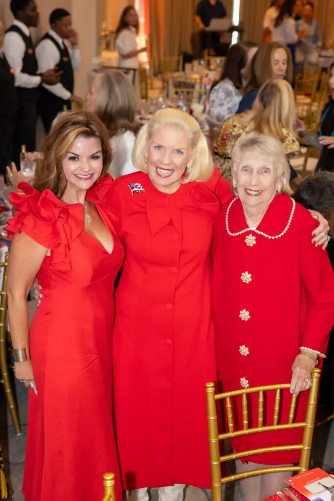 Tiffany Derrick, Molly Reid, and Molly St. John Smith. (Photo by Ellman Photography)