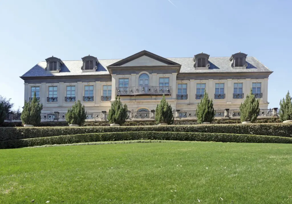 Kips Bay Decorator Show House Dallas 2025 is located at 2999 Turtle Creek Boulevard.