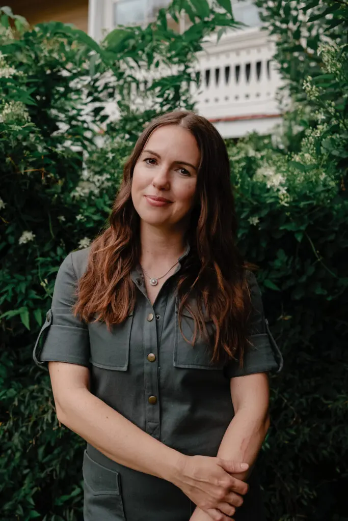 Melissa Reavis, Hollander Design Landscape Architects, Monday, October 21, for TXDW Dallas Kick-Off Lunch and Panel Discussion: House + Garden, A Collaborative Trifecta: Architect + Designer + Landscape, at The Luxury Bed Collection