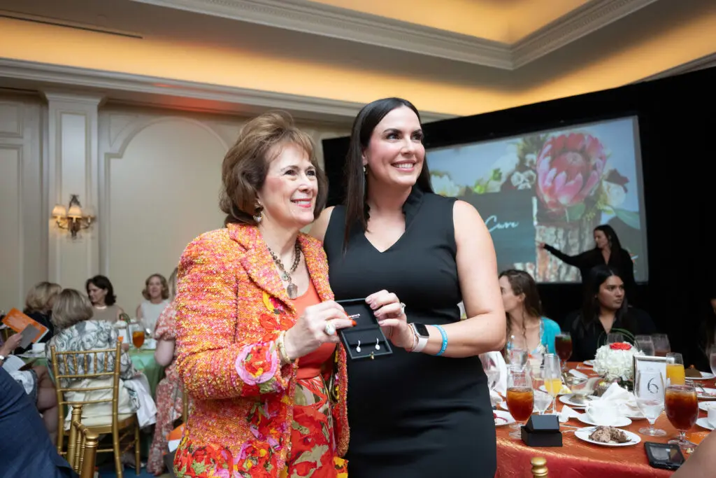 Franelle Rogers, Dr. Cristina Marchesano at the National MS Society 'Together for a Cure' luncheon (Photo by Daniel Ortiz)