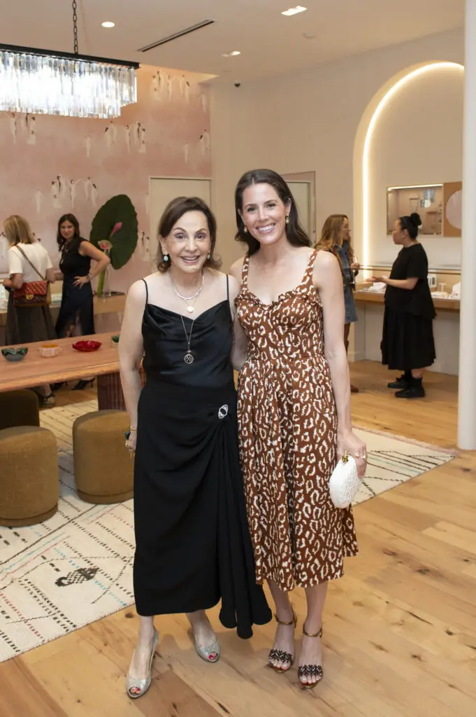 Joanne Teichman and Katherine Levy (Photo by Tamytha Cameron)