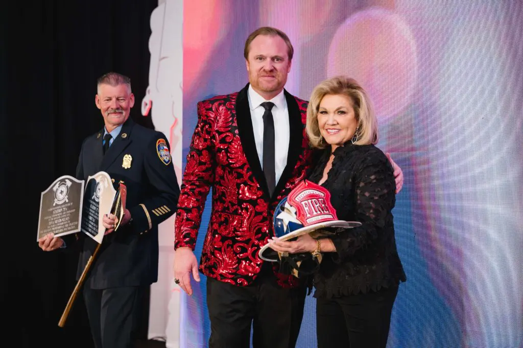 Marty Lancton, Edna Meyer-Nelson at the Houston Professional Fire Fighters Association Charitable Foundation Gala (Photo by CatchLight Group)