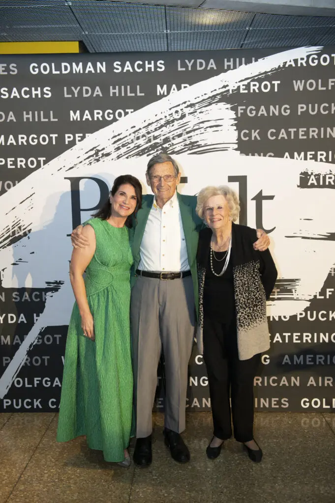 Eugene McDermott Chief Executive Officer Linda Silver, Forrest and Sally Hoglund (Photo by Tamytha Cameron)
