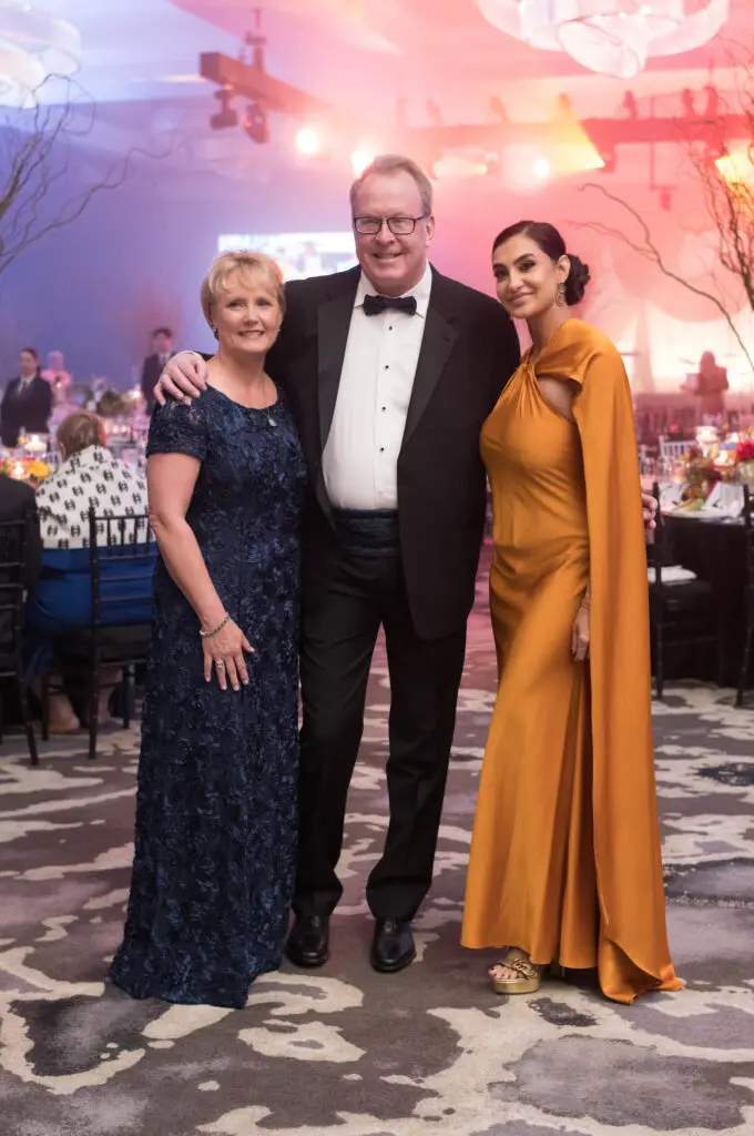 The Arts of Healing chairs Robie & Dr. Randy Stenoien, Dr. Hoda Sana at the annual art-filled gala (Photo by Daniel Ortiz)