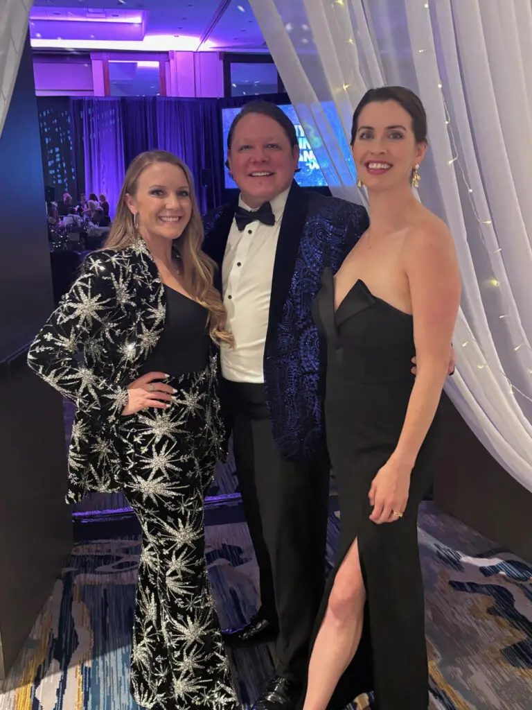Taryn Leto, Mosaics of Mercy board president Evan Berlin and Kelly Andree make the scene at the Mosaics of Mercy gala at The Woodlands Resort. (Photo courtesy of Taryn Leto)