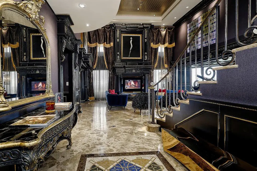 The two-story central living area in No. 2001 in Bayou Bend Towers.