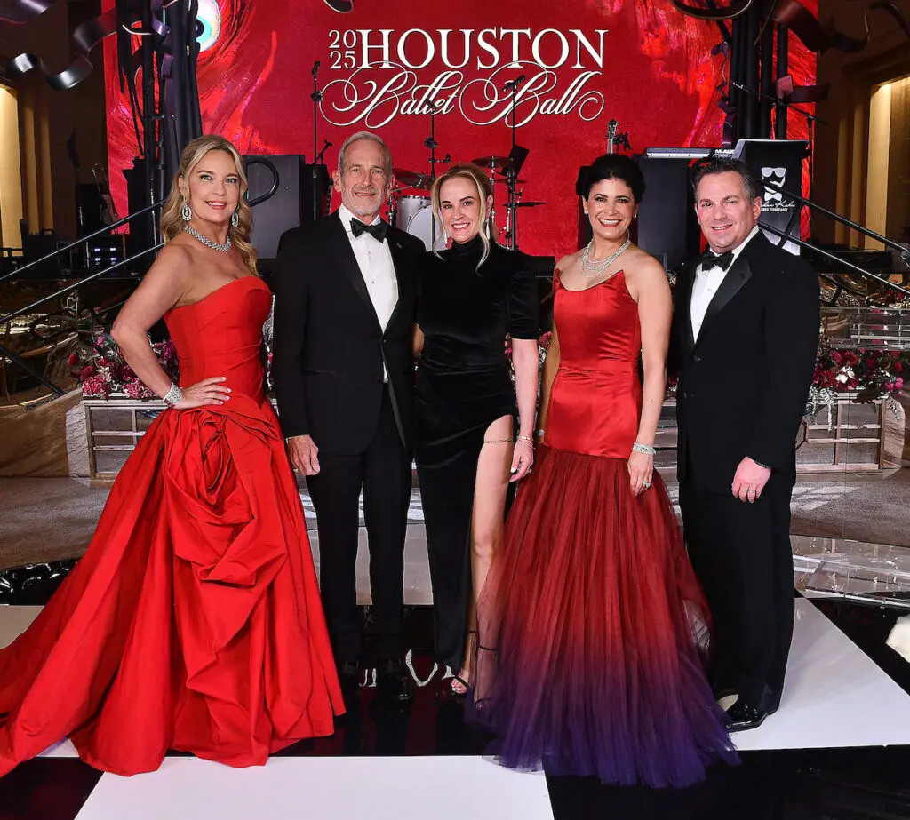 Co-chair Melissa Juneau, Honorees Edward & Deborah Koehler, Co-chairs Kristy & Chris Bradshaw at the 2025 Houston Ballet Ball at the Wortham Theater Center. (Photo by Dave Rossman) 