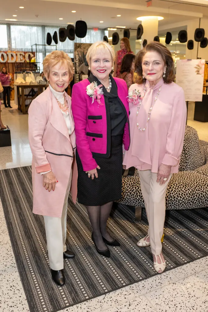 Evelyn Leightman, Leila Perrin, Beth Wolff at the American Cancer Society's Tickled Pink event (Photo by Jacob Power)