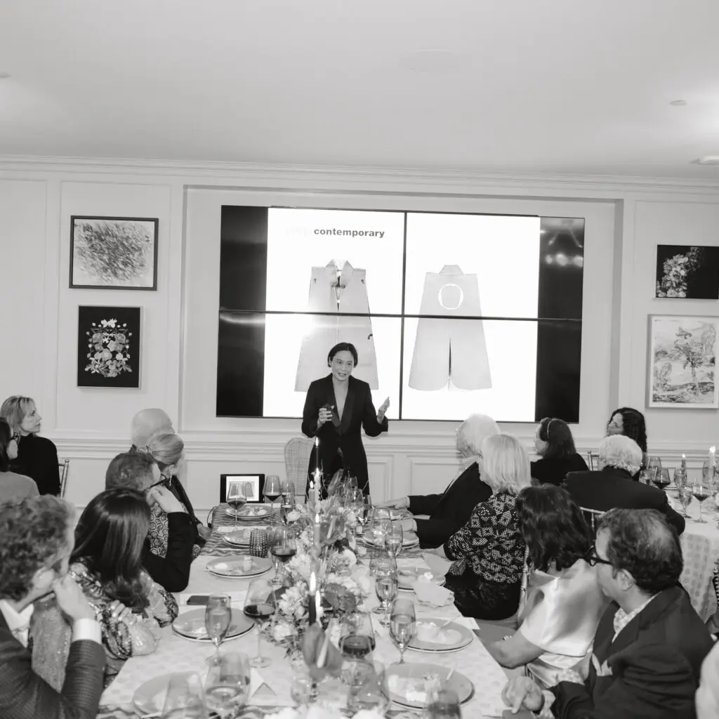 Salon-style presentation by curator Su Wu (Photo by A Sea of Love)