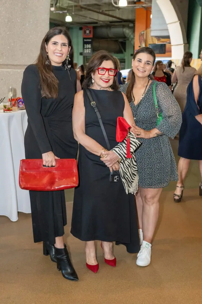 Crystin Pactor, Roz Pactor, Nicole Graham at the Girls Inc. All Stars Night for Girls dinner (Photo by Daniel Ortiz)