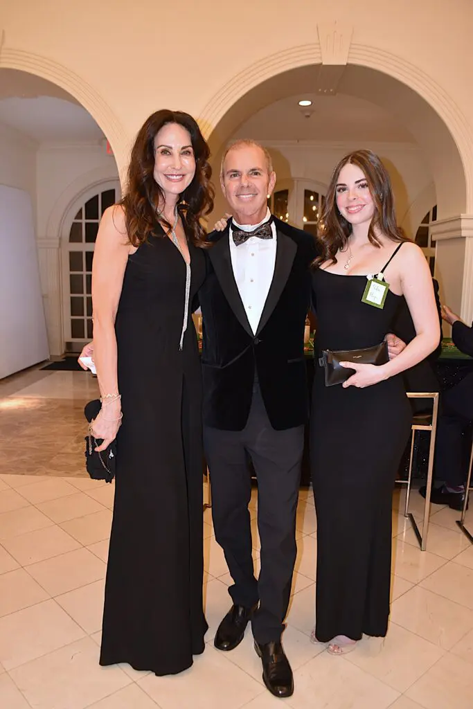 Marie, Angel, and Sofia Reyes (Photo by Deborah Brown)