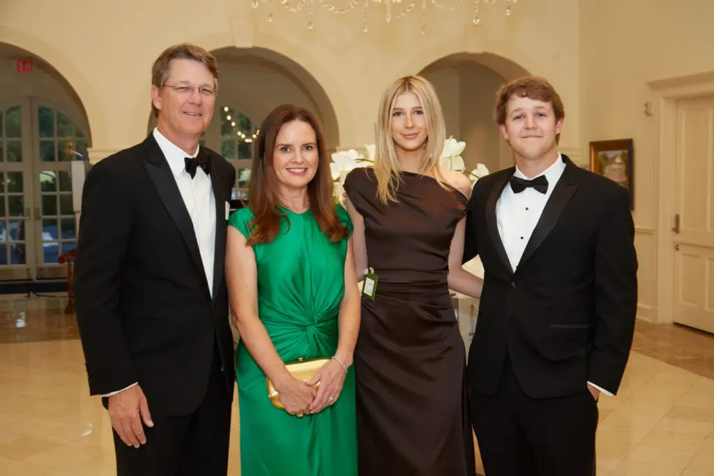 David, Waverly, Lindy, and Joe Smith (Photo by Gittings)