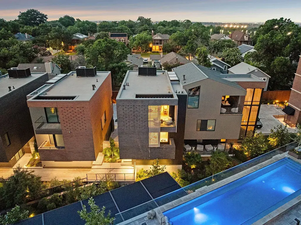 Seven Residences at Bowie House