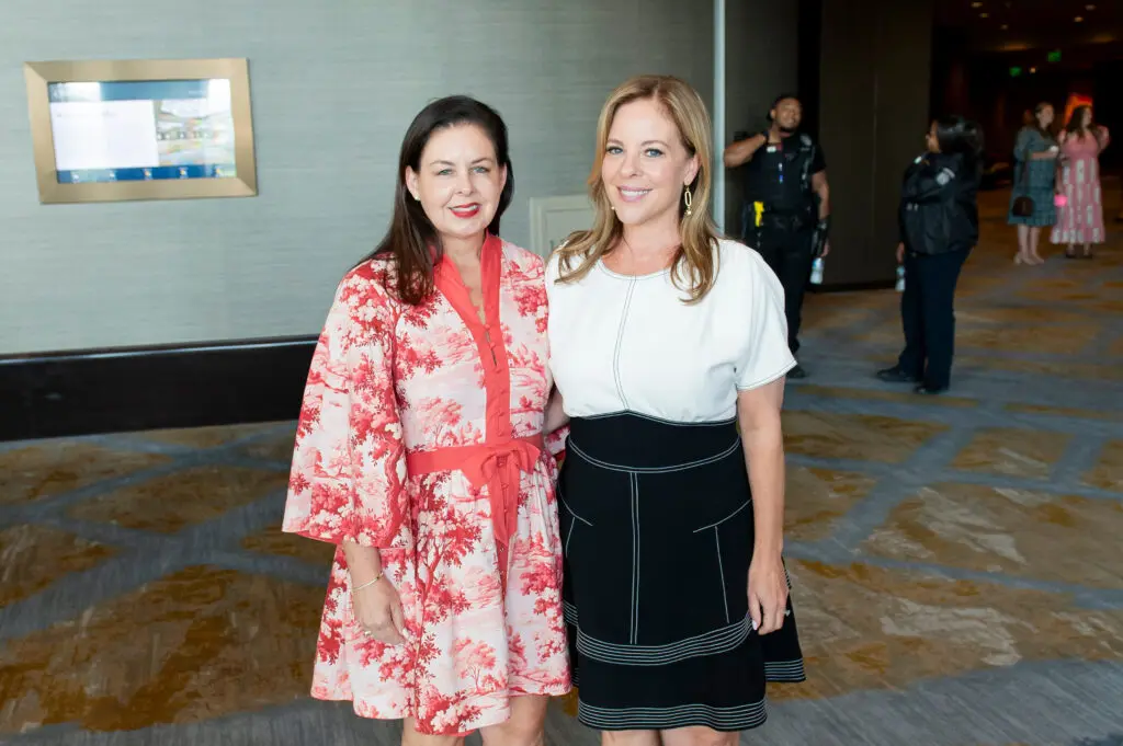 Jennifer Mira, Amy Vanderoef (Photo by Tamytha Cameron and Celeste Cass)