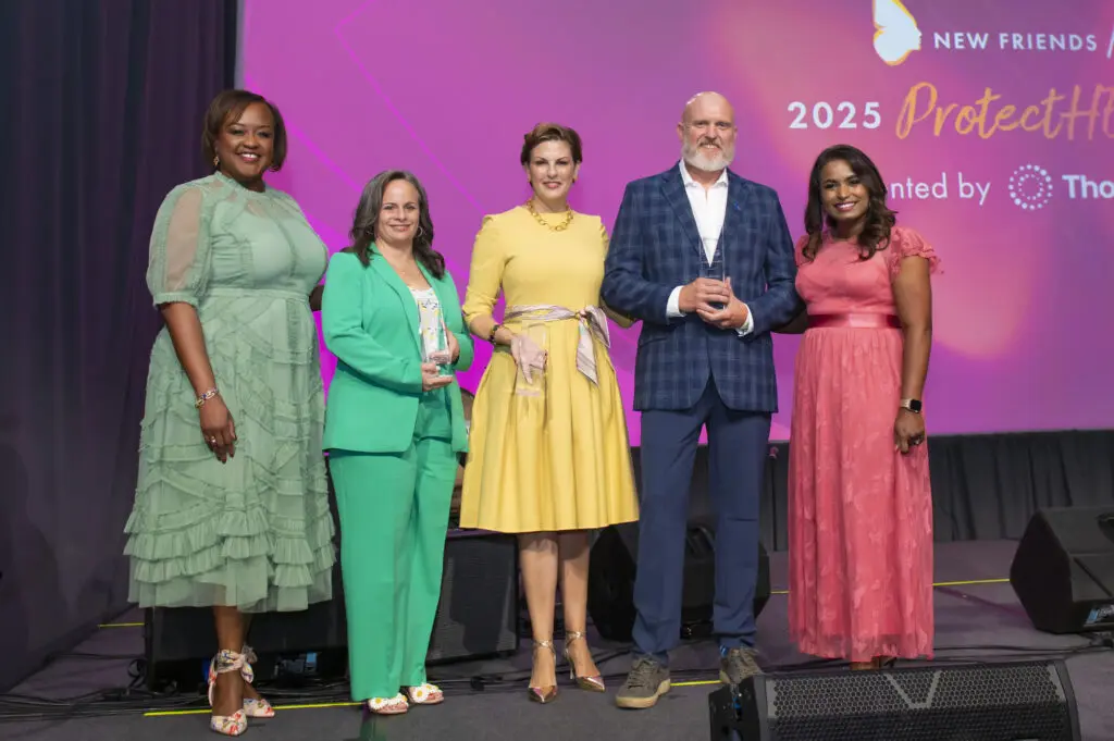NFNL CEO Bianca Davis, Eliza McCoy, Erin Nealy Cox, Chad Frymire,
Priya Murphy (Photo by Tamytha Cameron and Celeste Cass)
