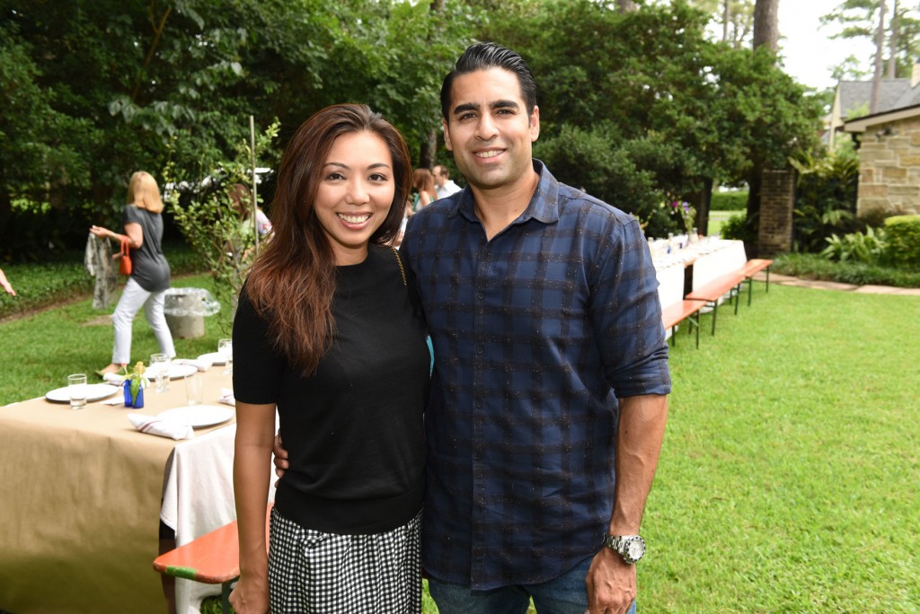 Tien Tran and Manoj Bhatia before dinner.